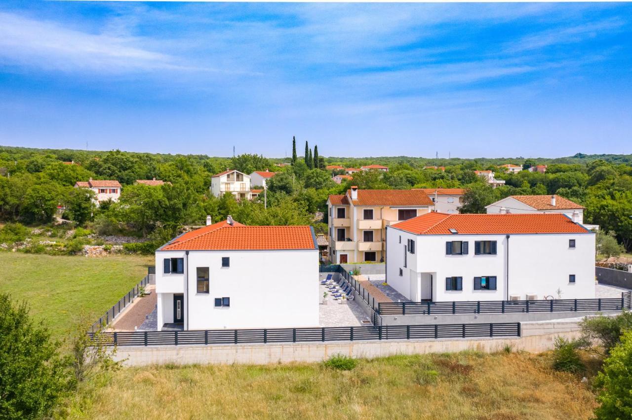 Villa Graefin Малинска Экстерьер фото