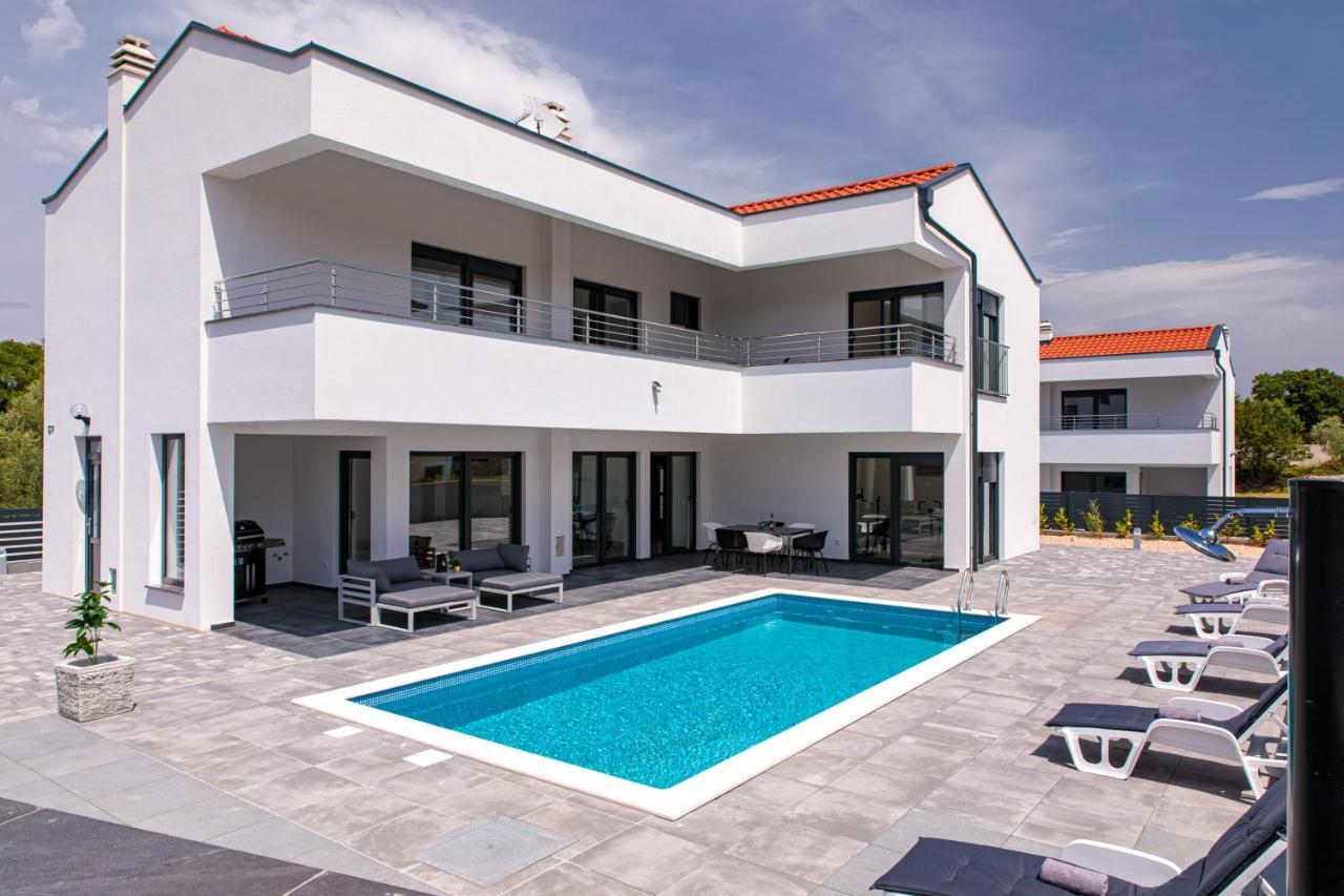 Villa Graefin Малинска Экстерьер фото
