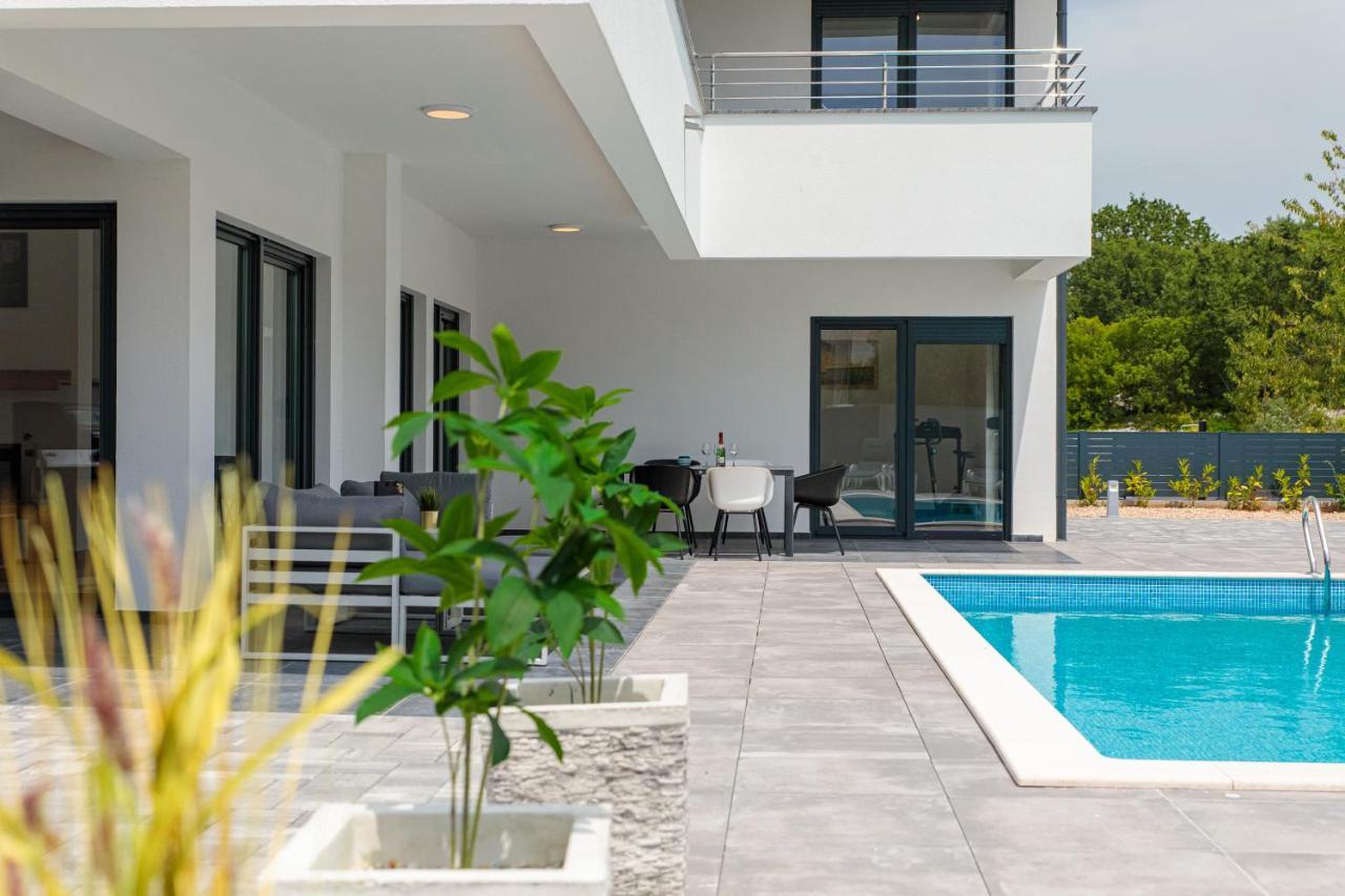 Villa Graefin Малинска Экстерьер фото