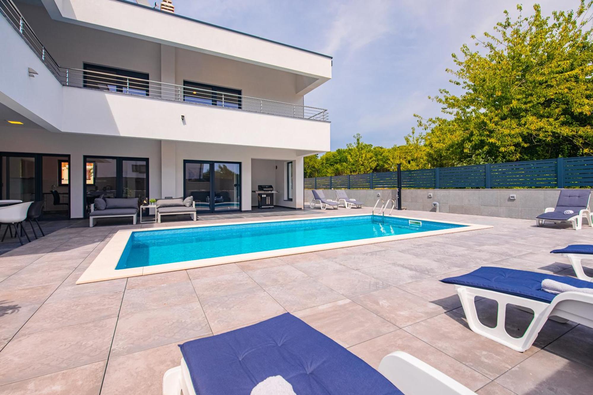 Villa Graefin Малинска Экстерьер фото